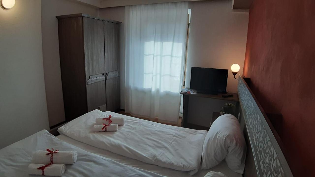 Hotel Post Cunter Savognin Buitenkant foto