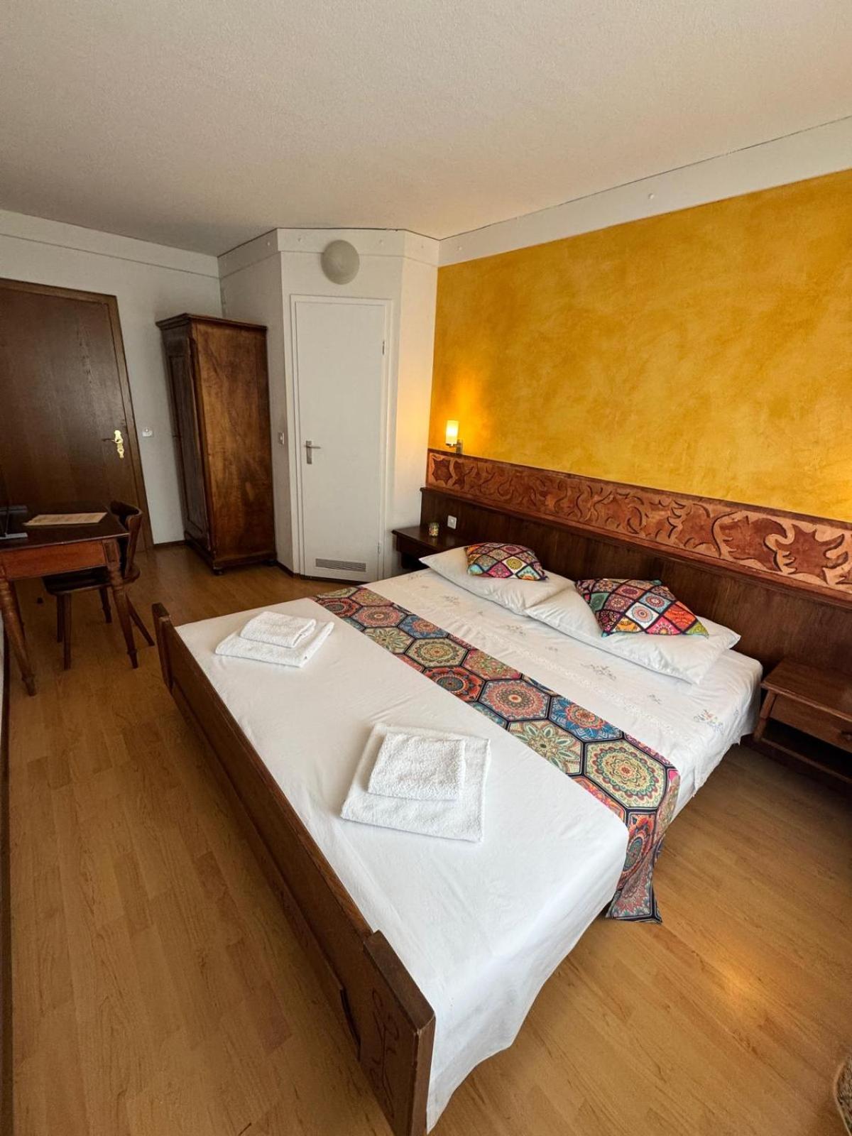 Hotel Post Cunter Savognin Buitenkant foto