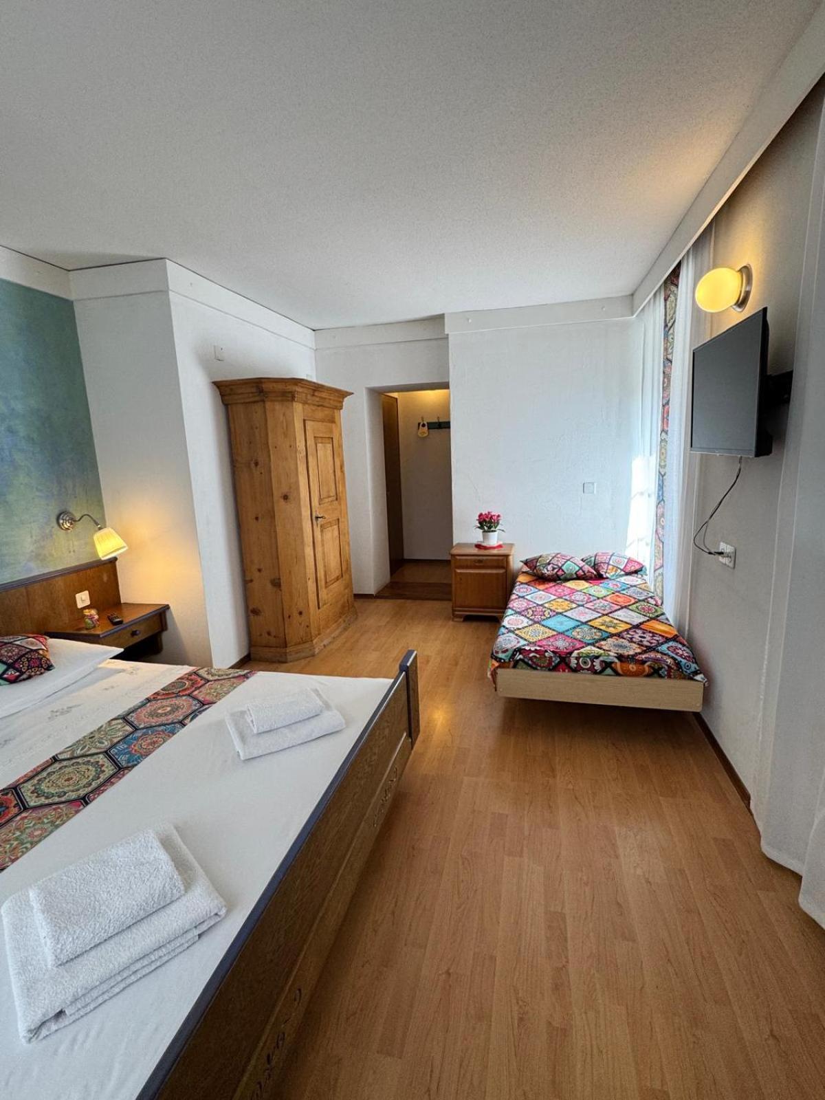 Hotel Post Cunter Savognin Buitenkant foto